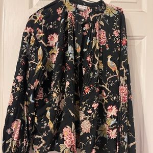 Black HM shirt with birds